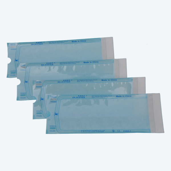 Self-sealing sterilizing bag