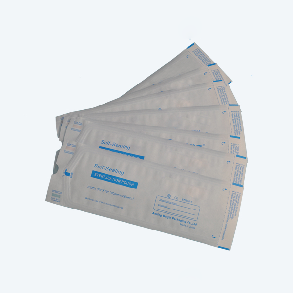 Self-sealing sterilizing bag